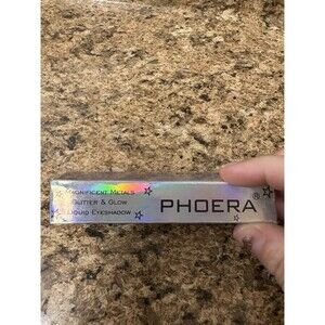 Phoera #109 Magnificent Metals Glitter & Glow Liquid Eyeshadow